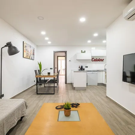 Luxury Apartment, Next To The Sea Apartment *