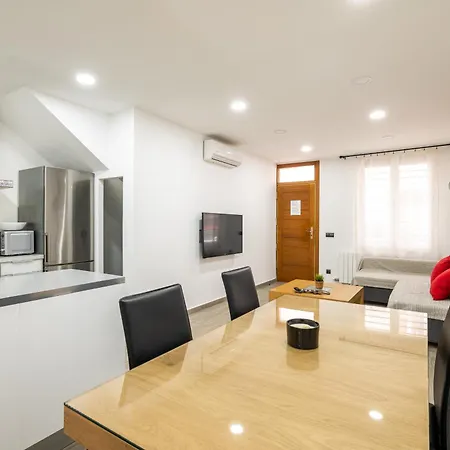 Luxury Apartment, Next To The Sea *