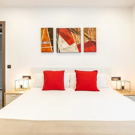 Luxury Apartment, Next To The Sea Apartment